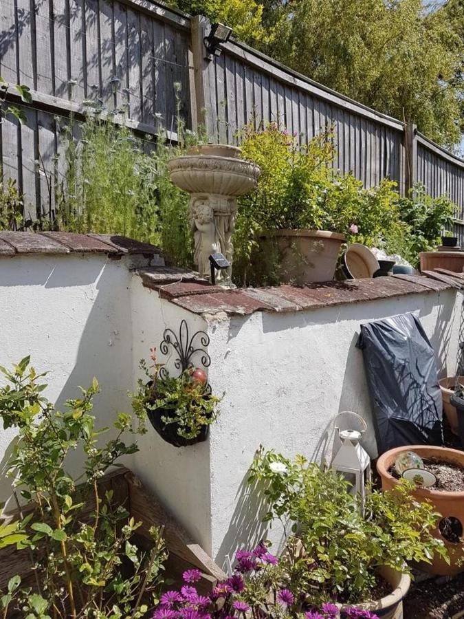 Crofton House Garden Apartment Ryde  Esterno foto